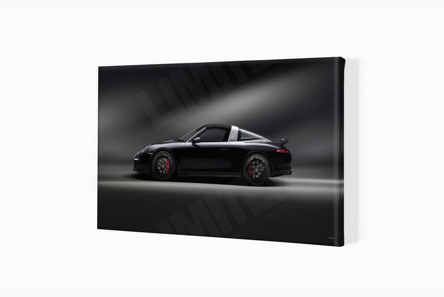 Porsche 911 Targa 4 GTS (991) side profile