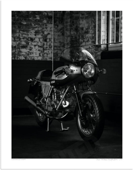 Ducati 900 Desmo SS