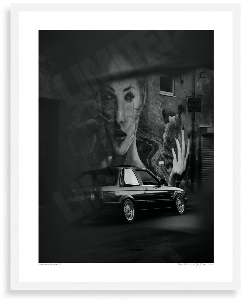 BMW E30 320i