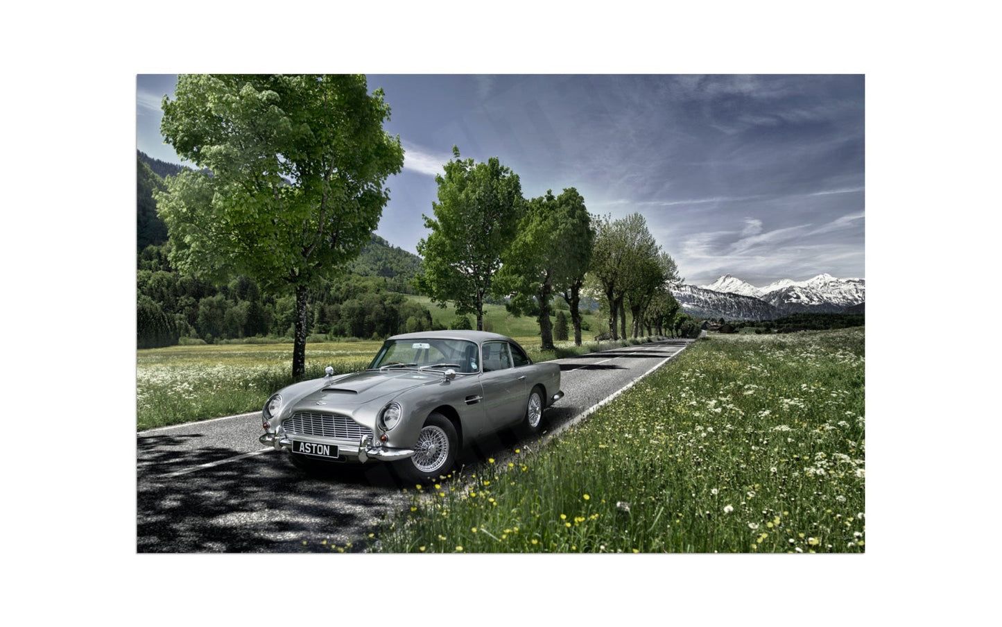 Aston Martin DB5 in Switzerland