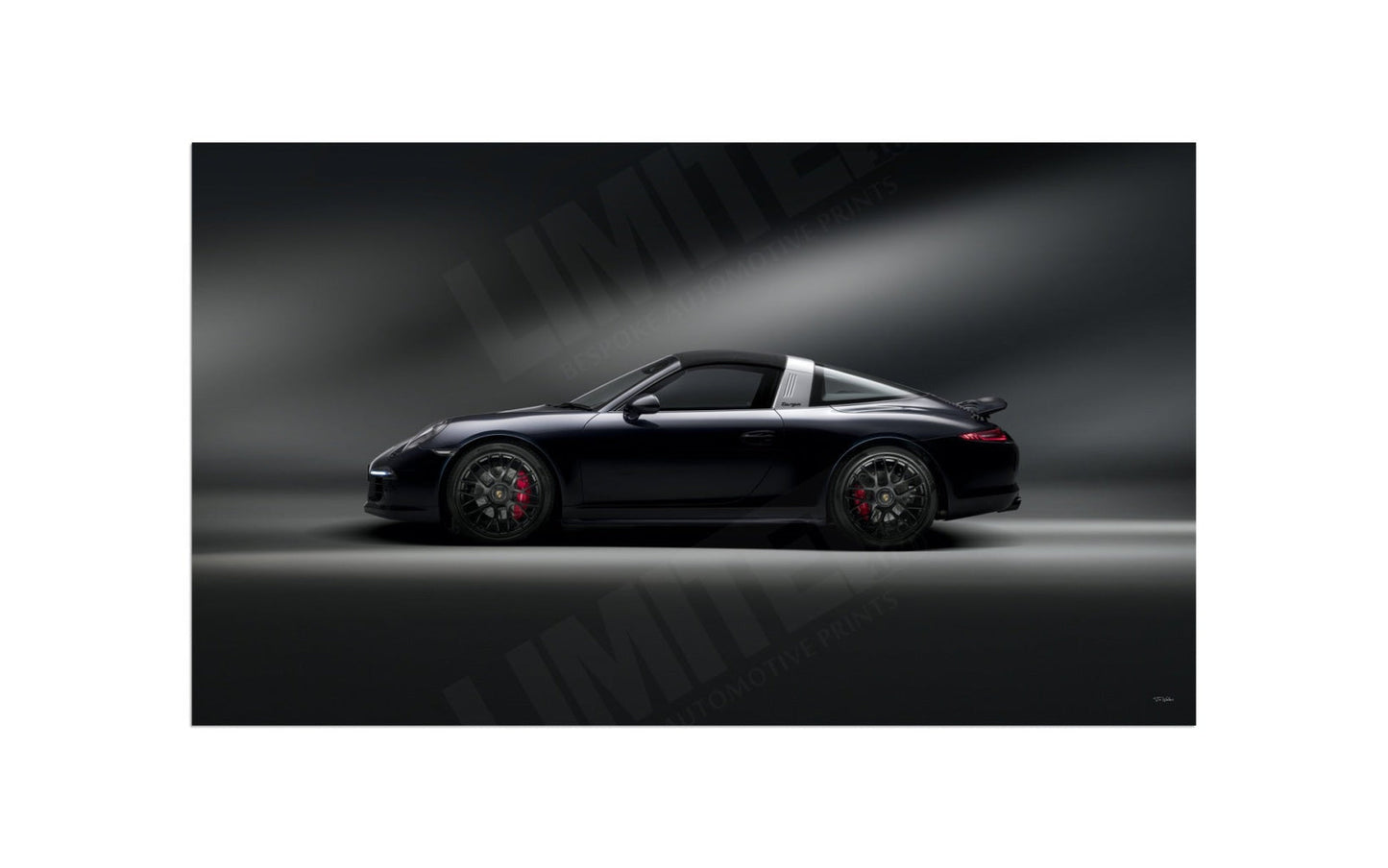 Porsche 911 Targa 4 GTS (991) side profile